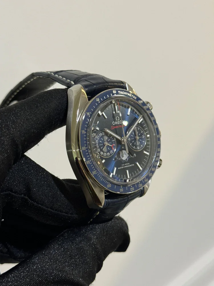 Omega Speedmaster Moonphase Moonwatch